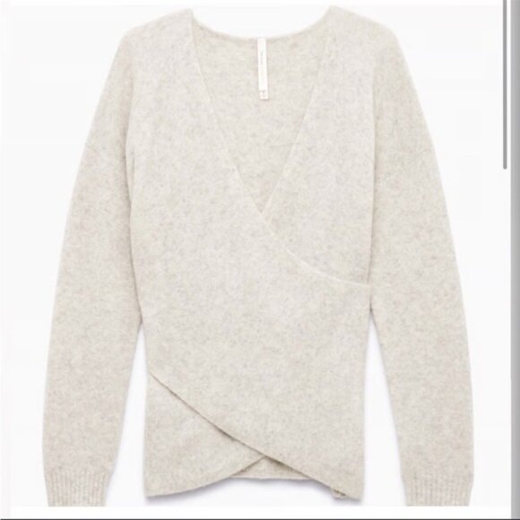 Babaton Bandini Wool Blend Sweater Cozy Size XS - Picture 2 of 9